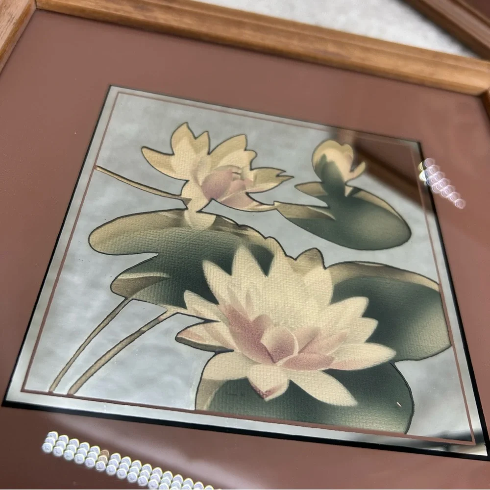 Vintage 90's wooden framed mirror mauve Lily & Lotus flower set 10